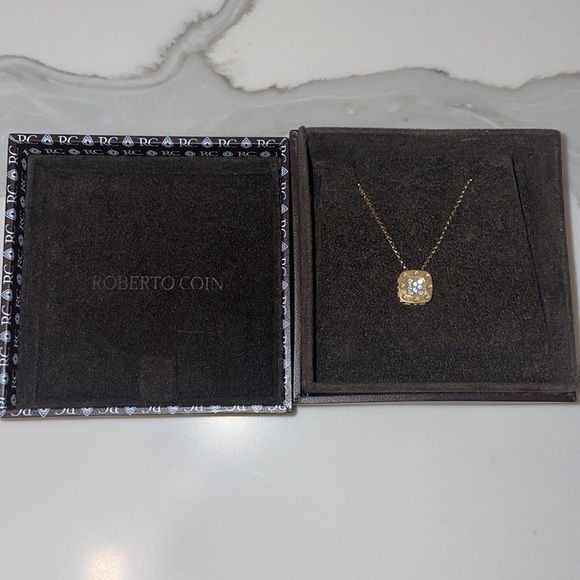 Roberto Coin Gold Pendant with White Pave Diamonds (chain included) Price FIRM - Picture 6 of 8